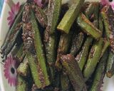 भरवां भिंडी (bharwa bhindi recipe in Hindi) रेसिपी चरण 3 फोटो
