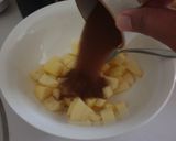 Foto langkah ke 3 dari resep Apple Nut Loaf Cake.