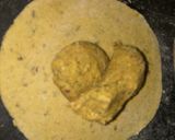 A picture of step 5 of Stuffed Rajasthani Besan parantha.