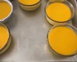 Foto langkah ke 6 dari resep Mango creme brulee.