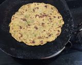 A picture of step 5 of Onion Flower Stalk Bhakri.