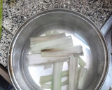 Foto del paso 1 de la receta: Tallos de acelga