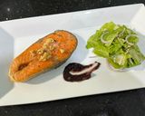 Hình bước làm 6 của món SP.0932 - Cá Hồi Áp Chảo Sốt Dâu Tằm & Salad Giấm Mè