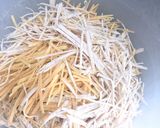 Hình bước làm 2 của món Chả Giò Bắc Thảo