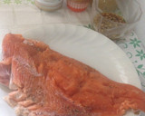 Foto del paso 1 de la receta: Salmón Glaseado al Horno con Miso, Miel, Limón, soya, jengibre!