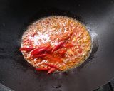 Foto langkah ke 3 dari resep Oseng Kikil Kentang Pedas.