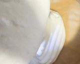 A picture of step 4 of German cheesecake.