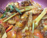 Foto langkah ke 5 dari resep Ayam Masak Merah.