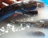 Foto langkah ke 6 dari resep Cara MenghiLangkan Lendir Ikan LeLe.