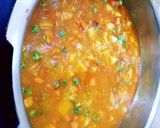 A picture of step 3 of Veg Schezwan Pulao.