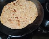 A picture of step 5 of Cauliflower Paratha.