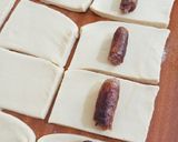 A picture of step 6 of Sausage rolls in puff pastry.