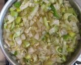 A picture of step 3 of Leek & Potato Soup.