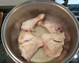 Foto del paso 3 de la receta: Arroz con pollo, canela y pasas