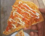 Foto langkah ke 8 dari resep Pizza homemade enak.