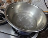 A picture of step 2 of गोली इडली.