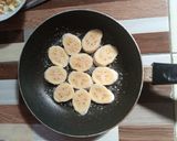 Foto langkah ke 4 dari resep Kue Pisang Keju Teflon.