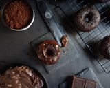 Foto langkah ke 5 dari resep Black Doughnut.