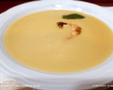 Foto del paso 6 de la receta: Crema de coliflor, con langostinos y azafrán