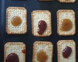 A picture of step 1 of Tucfrizza (tuc pizza fries).