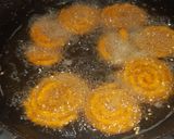 आटा मूंग दाल चकली (Aata moong dal chakli recipe in hindi) रेसिपी चरण 6 फोटो