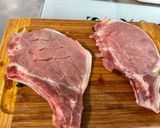 Une image de l'étape 5 de Côtes de porc marinées au chutney et persil grillées à la plancha.