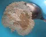 Foto langkah ke 2 dari resep Jamur enoki krispi.