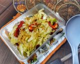 Foto langkah ke 4 dari resep Tumis Kubis & Ebi.