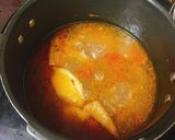Hình bước làm 2 của món Bún sườn non chả cá