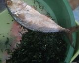 Foto langkah ke 1 dari resep Pepes peda daun mengkudu.