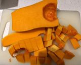 Foto del paso 3 de la receta: Crema de calabaza con crujientes
