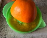 Foto del passaggio 1 della ricetta Pane intrecciato con arancia e cannella 🍊🌾