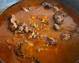 Foto del paso 5 de la receta: Osobuco de ternera en salsa 🥩🍛
