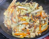 รูปขั้นตอนการทำที่ 6 ของ ผัดผักไข่ฟู