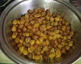 A picture of step 1 of Kala chana chat.