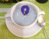 Foto langkah ke 5 dari resep Bubur Sumsum Bunga Telang.
