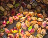 Foto del paso 1 de la receta: Crema saludable de pistachos 🌱 solo 2 ingredientes + paciencia 🧘🏻♀️