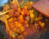 Foto langkah ke 5 dari resep Sambal Goreng Kentang Hati Sapi.