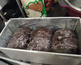 Foto langkah ke 5 dari resep Roti Coklat.