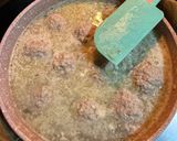 Foto langkah ke 4 dari resep Semur Bola Bola Daging (Isi Telur Puyuh).