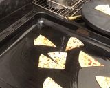 A picture of step 1 of Nachos with Salsa.