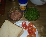 A picture of step 1 of Chicken sandwich.