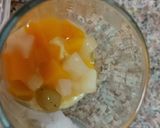 A picture of step 2 of Creamy Custard Biscuit delight.