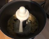 Une image de l'étape 3 de Béchamel au vin blanc et épices tandoori.