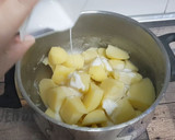 Foto del paso 7 de la receta: Pastel de lentejas al curry con crema de patatas y coco