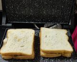 A picture of step 6 of Maggi Veg Grilled Sandwich 🥪.