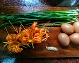 蛋金韭【好楓戶上好菜】的食譜步驟1照片