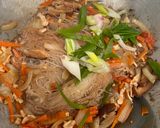 Foto langkah ke 4 dari resep Japchae Korea.