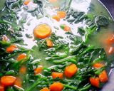 Foto langkah ke 5 dari resep Bobor Bayam Wortel 🥕🍲🥥.