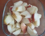 Foto del paso 1 de la receta: Ensalada de kanikama, melón y manzanas